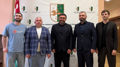 Министр туризма провёл встречу с предпринимателем и инфлюэнсером Вахтангом Тужба