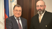 И. о. Министра туризма Абхазии Теймураз Хишба встретился в Москве с гендиректором Центра международной торговли Владимиром Страшко